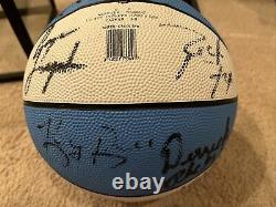 1990-91 UNC Tar Heels TEAM signed Autograph basketball North Carolina FOX HUBERT