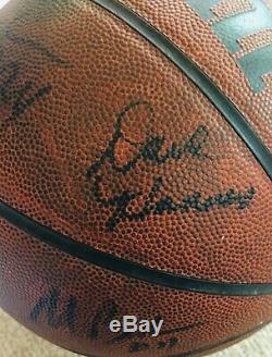 1996 UNC Tar Heels North Carolina Team Signed Basketball Vince Carter Jamison