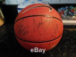 2000-01 UNC Tar Heel Basketball Autograph Basketball