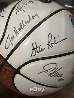 2007-2008 Final Four UNC North Carolina Tar Heels Team Signed Basketball