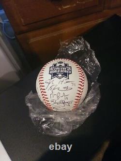 2018 UNC North Carolina Tarheels Signed 2018 College World Series Team Baseball