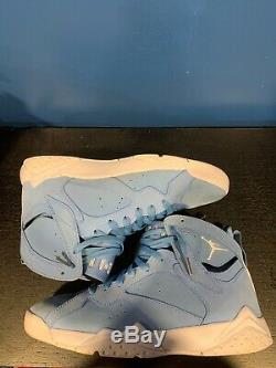 Air Jordan 7 Retro Pantone (Size 10, OG, UNC, Tar heels, royal, sport)