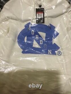 Air Jordan x UNC NRG Hoodie Tar Heels North Carolina Size L NWT