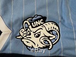 Air jordan NRG UNC Size XL Mens North Carolina TarHeels Fleece Shorts CD0133-448