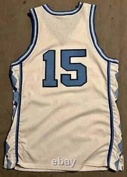 Authentic Vince Carter North Carolina Tar Heels Jersey Size 44 Nike UNC