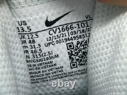 Jordan Force Savage Pro 2 Sharks UNC Tar Heels School PE Size 13.5 CV1666-101