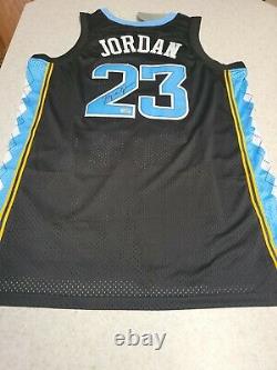 Michael Jordan Autogr North Carolina UNC Tar Heels Jersey #23 comes with COA