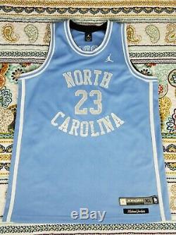 Michael Jordan UNC North Carolina Tar Heels Swingman Basketball Jersey Sz XL VTG