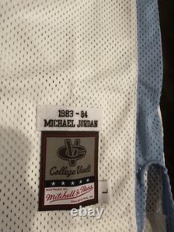 Michael Jordan UNC Tar Heels Mitchell & Ness NCAA Authentic Jersey NWT