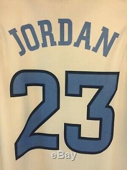 Micheal Jordan North Carolina Tar Heels 1999-2000 RARE UNC Jersey in size. XL