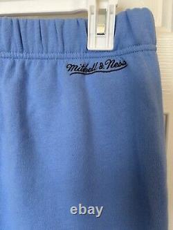 Mitchell & Ness City Collection UNC Tar Heels Fleece Hoodie And Pants Set
