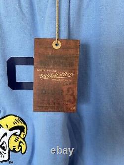 Mitchell & Ness City Collection UNC Tar Heels Fleece Hoodie And Pants Set