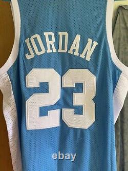 Mitchell Ness College Vault 1983-84 UNC Michael Jordan Jersey