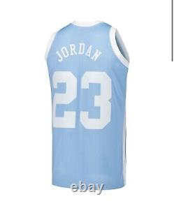Mitchell & Ness North Carolina Tar Heels Michael Jordan $300 Jersey Mens Medium