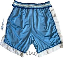 NIKE Vintage 90s North Carolina Tar Heels UNC Basketball Shorts Size Large