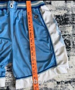 NIKE Vintage 90s North Carolina Tar Heels UNC Basketball Shorts Size Large