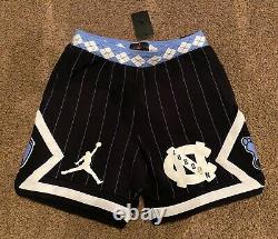 Nike Air Jordan NRG UNC North Carolina Tarheels Fleece Shorts CD0133 010 L Large