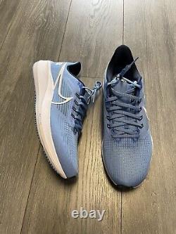 Nike Air Zoom Pegasus 39 UNC Tar Heels Running Shoes DR1967-400 Mens Size 10
