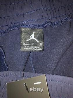 Nike Jordan College UNC Tar Heels Thermal Sweatpants Standard Fit Sz L