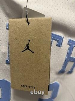 Nike Jordan DN9341-100 Mens Medium Dri-Fit UNC Tarheels Limited Jersey NWT