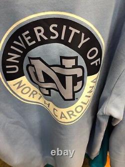 North Carolina Tar Heels Hooded Sweatshirt MENS MITCHEL & NESS BRAND SKY BLUE