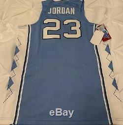 UNC North Carolina Tar Heels Michael Jordan 23 Stitched Basketball Jersey Nike M