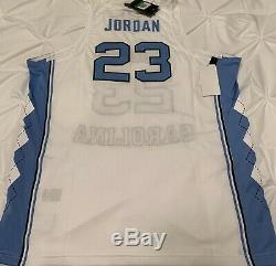 UNC Tar Heels Michael Jordan 23 Stitched Basketball Jersey XL White Carolina