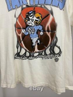 VTG UNC Tar Heels Rameses Smokin' The Competition T-Shirt Size L USA