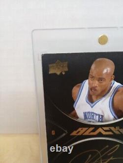 Vince Carter UD Black Autograph/10 UNC Tar Heels