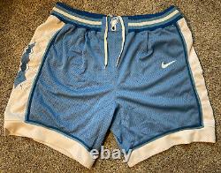 Vintage 90s Mens Large Nike NCAA North Carolina University UNC Tar Heels Shorts