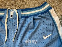 Vintage 90s Mens Large Nike NCAA North Carolina University UNC Tar Heels Shorts