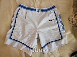 Vintage Nike North Carolina Tar Heels UNC Basketball Shorts RARE WHITE sz36 NCAA