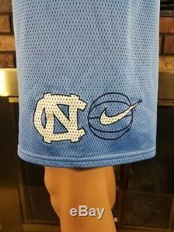 Vintage Nike Team Sports North Carolina Tar Heels UNC Basketball Mens Size Large