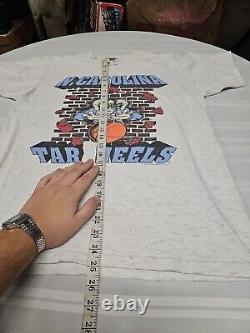 Vintage UNC TarHeels Basketball 1992 Puffy Single Stitch T-Shirt L Gray