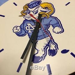 Vintage UNC Tarheels NCAA Plastic Pennant Clock RARE Not Tested