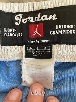 1982 North Carolina Tar Heels Unc Sewn Jordan Quatre-vingt-deux 82 Collection Shorts L