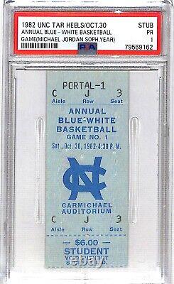 1982 UNC North Carolina Tar Heels Match annuel de basketball Blue White PSA 1