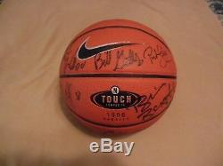 1999-1900 Heel Unc Tar Basketball Basketball Autograph Quatre Équipes Finale