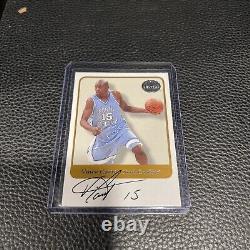 2001 Fleer Greats of the Game Auto Vince Carter UNC Tarheels 	<br/>	 <br/>Traduction en français : 2001 Fleer Grands du Jeu Auto Vince Carter UNC Tarheels