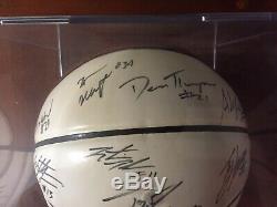 2006-2007 Unc Caroline Du Nord Tar Heels Équipe Boule Signée