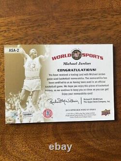 2010 Upper Deck Michael Jordan World Of Sports Apparel Jersey Card Unc Asa-2