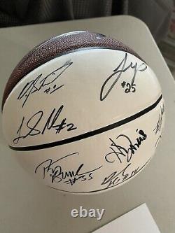 2012-13 North Carolina Tar Heels Unc Basketball Signé Par Les Joueurs D'équipe Et Entraîneurs