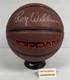 Ballon De Basket Jordan Signé Par Roy Williams Et Bill Guthridge Des Unc Tar Heels