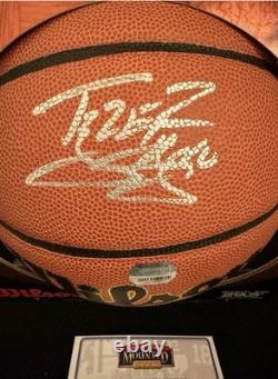 Ballon de basket signé par Tyler Hansbrough NCAA Wilson UNC Tar Heels