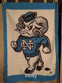 Bannière UNC North Carolina Tar Heel des années 90 et il est fou comme un vieux d'école.