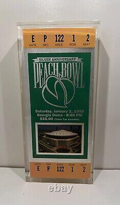 Billet du Peach Bowl UNC vs MISS STATE de 1993 dans un étui en plastique - Football NCAA de collection