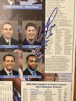 Calendrier poster de basketball des Tarheels de l'UNC 2000-2001 signé par Julius Peppers