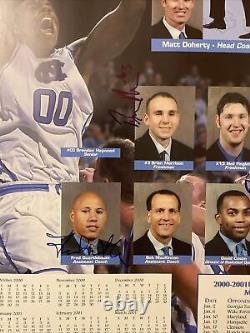 Calendrier poster de basketball des Tarheels de l'UNC 2000-2001 signé par Julius Peppers