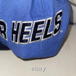 Casquette Vintage NWT des Tar Heels de Caroline du Nord, American Needle Snapback UNC MM39