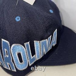 Casquette Vintage NWT des Tar Heels de Caroline du Nord, American Needle Snapback UNC MM39
